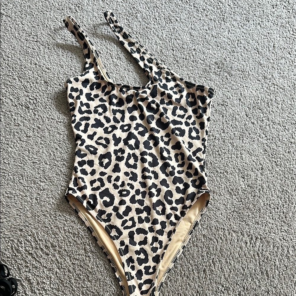 Pink Lily Leopard Print One Piece Swimsuit